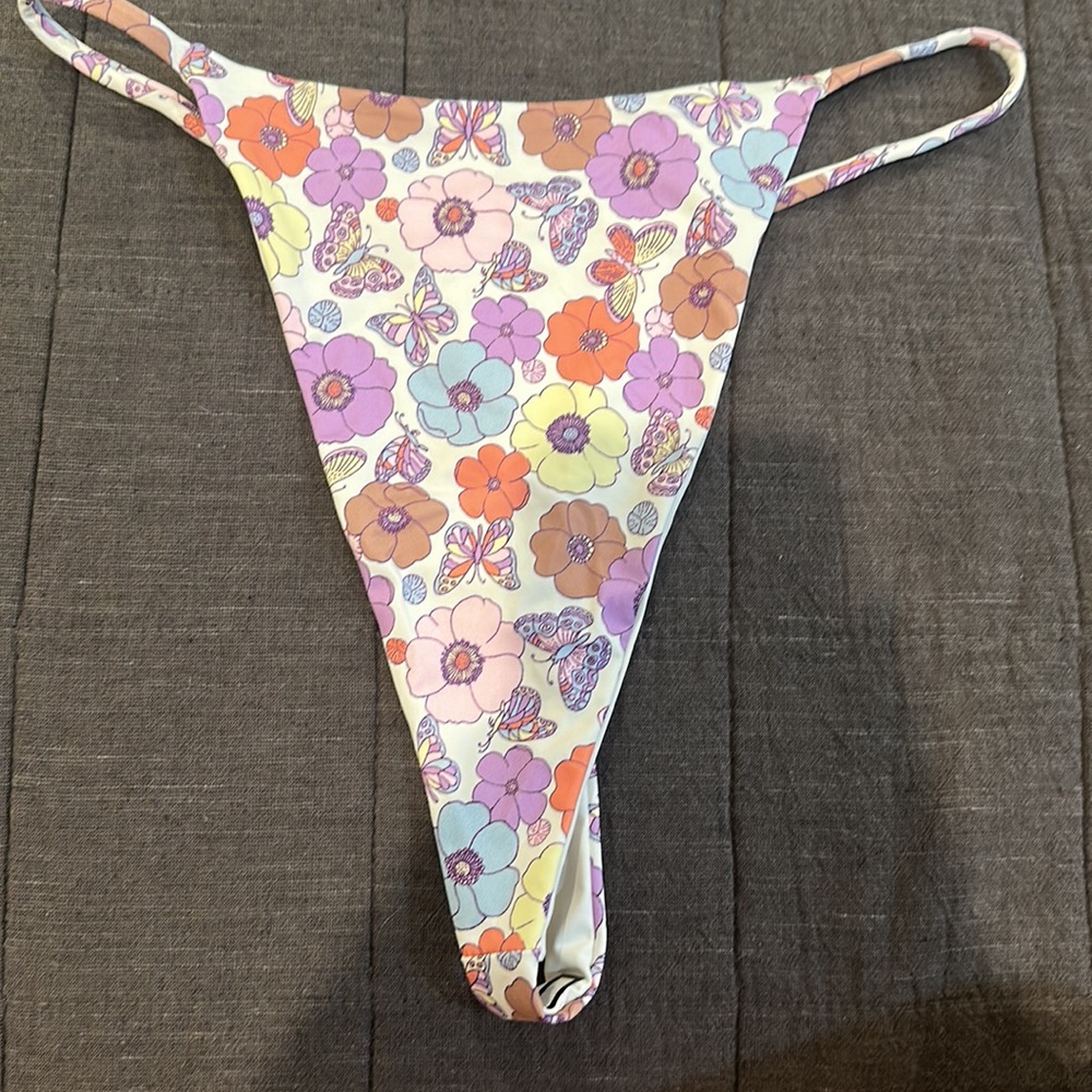 NWT Frankie’s Bikinis Mariposa Set - Picture 15 of 16